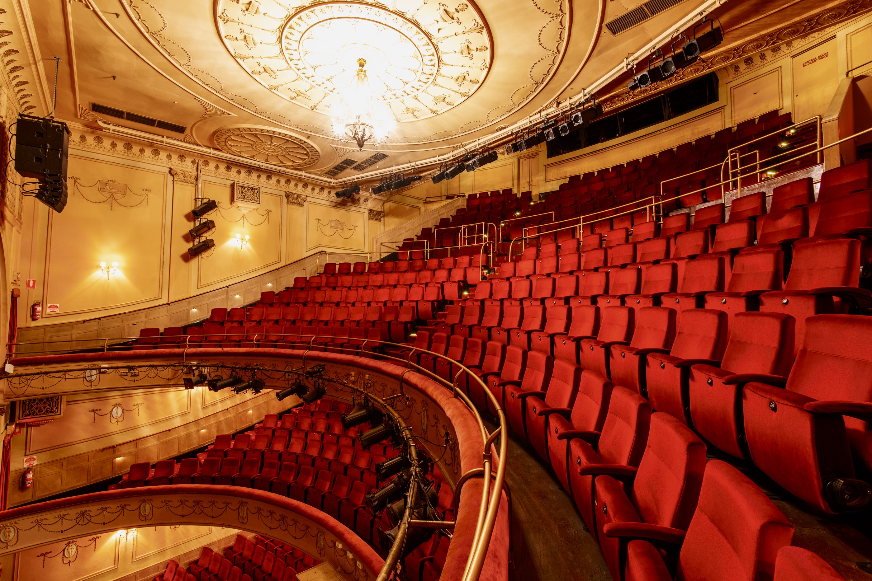 Athenaeum Theatre 1 – image 2