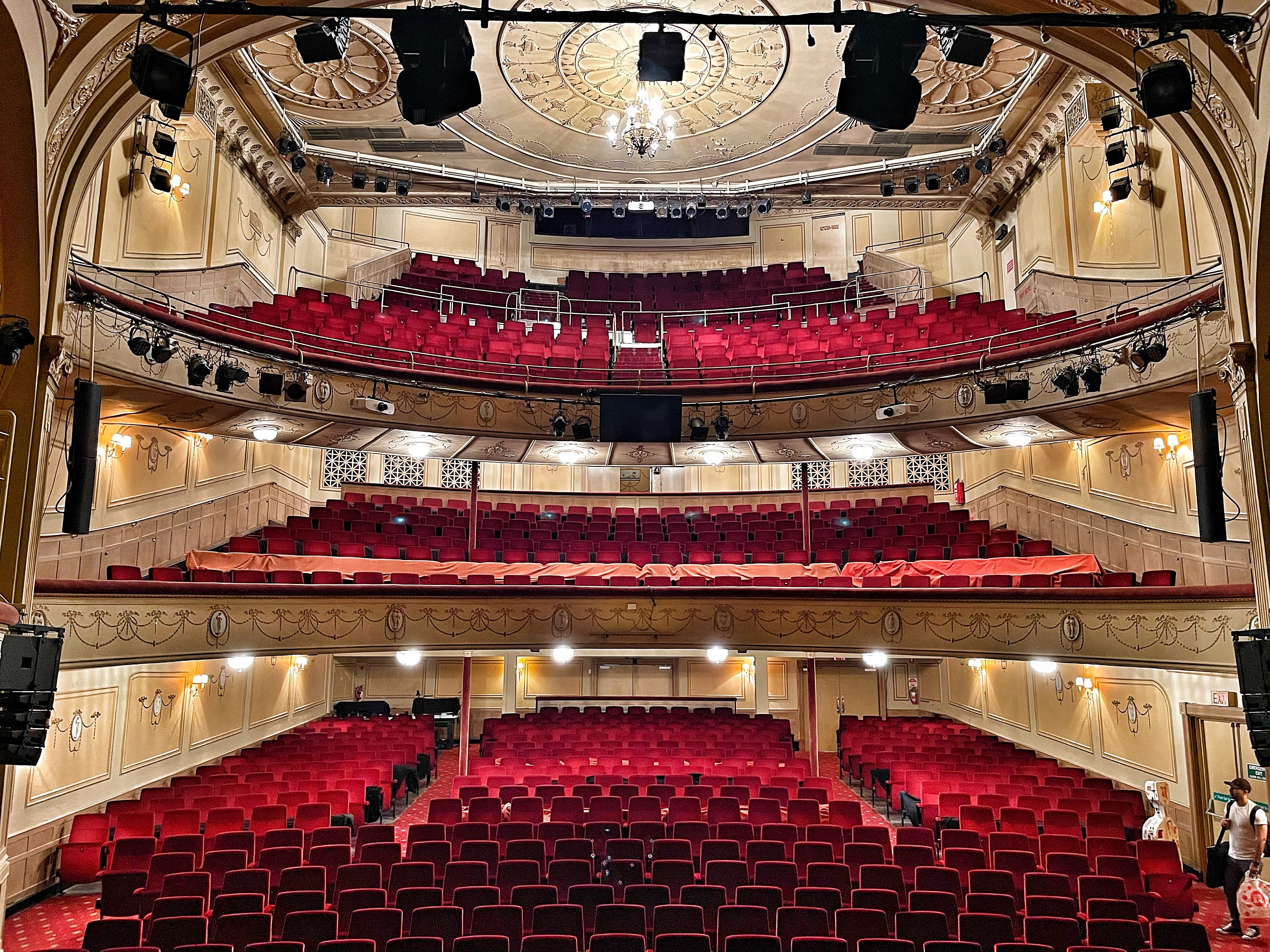 Athenaeum Theatre 1 – image 5